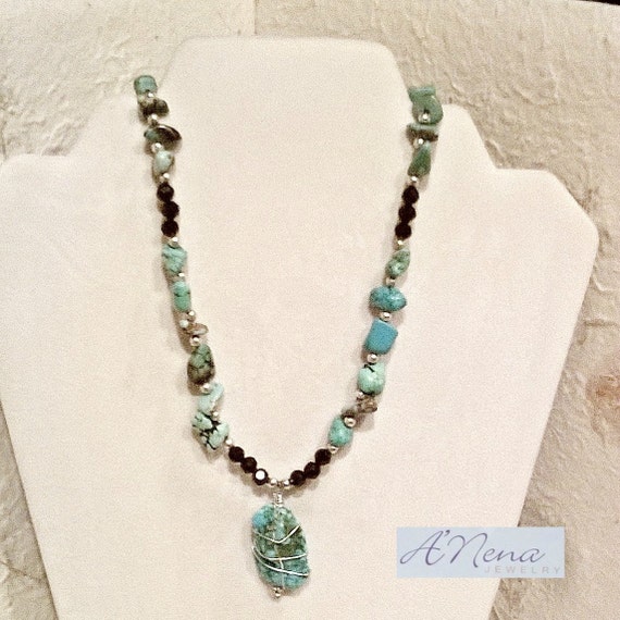 Necklace Genuine Faceted Azabache Turquoise and Howlite 925