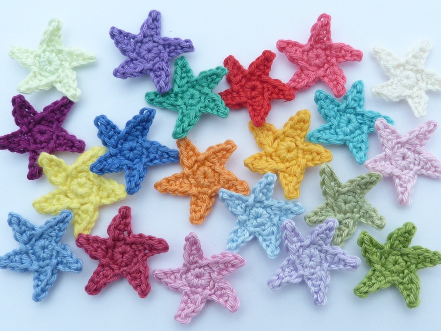 Crochet appliques crochet stars. 20 small applique stars
