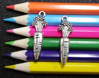 5 PCS - Carrot Vegetable Food Plant Silver Charm Pendant C0171