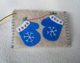 Beige Felt Blue Mitten Envelope Style Ornament/Gift Card Holder