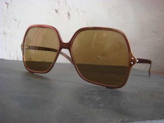 Vintage Polaroid Sunglasses Metal Frame 6601 by retrocorrect