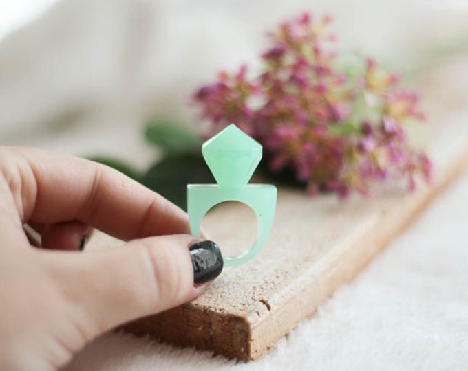 Pastel Mint Diamond Resin Ring, Unique Resin Jewelry, Mint Epoxy Ring, Stackable Resin Ring