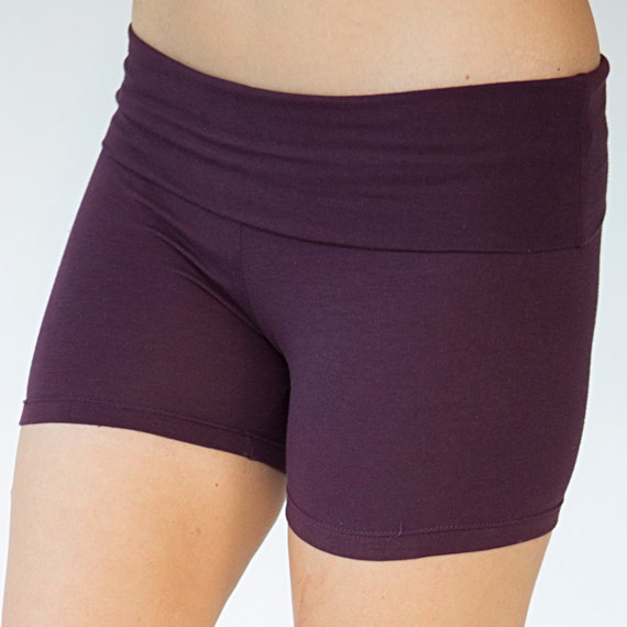 Cotton Yoga Shorts for Women 'Trini' by satyayogawear on Etsy