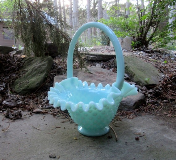 fenton AQUA hobnail ruffled basket with handle