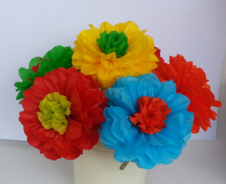 Tissue Paper Fiesta Flowers Set of 12 Fiesta Flowers by PomGarden