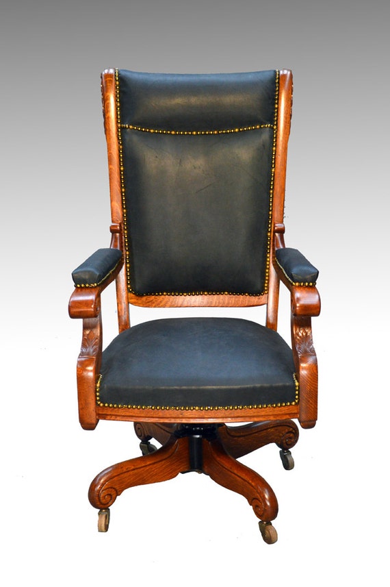 16753 Carved Oak Exceptional Lawyers Bankers Office Chair
