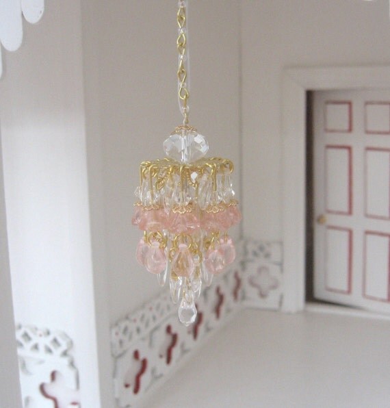 dollhouse light chandelier light 112 scale by Rainbowminiatures