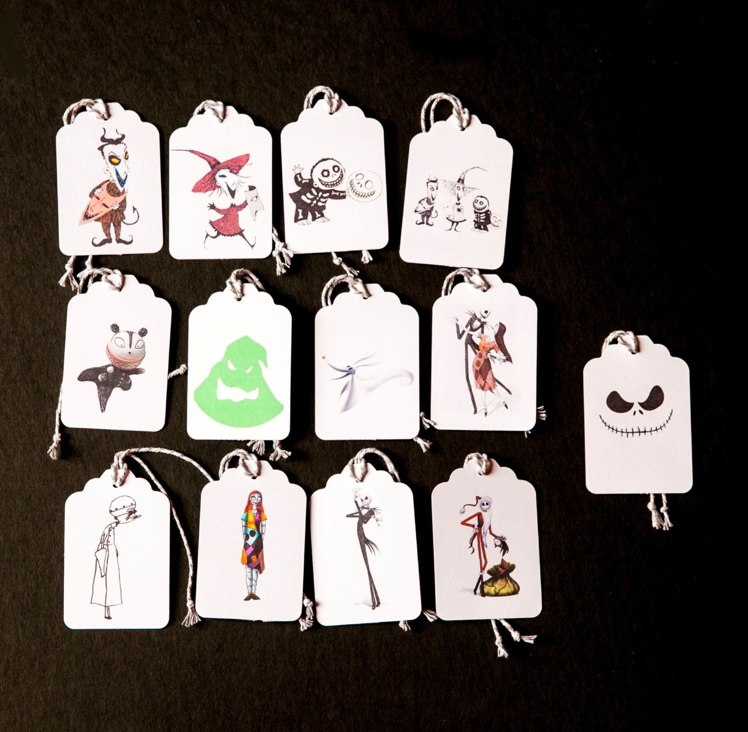 13-nightmare-before-christmas-gift-tags-3-1-4-x-2-1-8-in