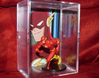 Justice League "The Flash" Collectible Figure/DC Card Display/New and Unique...smoke free home....