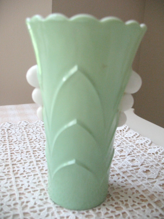 SALE Vintage Green Milk Glass Vase by Vintagegirlsfinds on Etsy