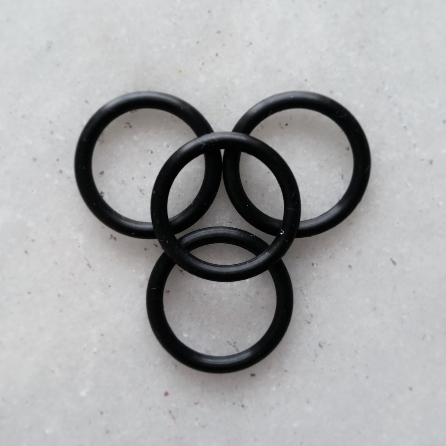 Four Pack of Black ORings Sizes 6mm/ 8mm/