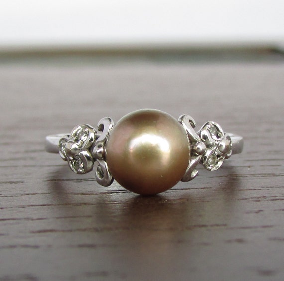 Cocoa Pearl and Diamond Ring Solid 14K White Gold Unique and Lovely!