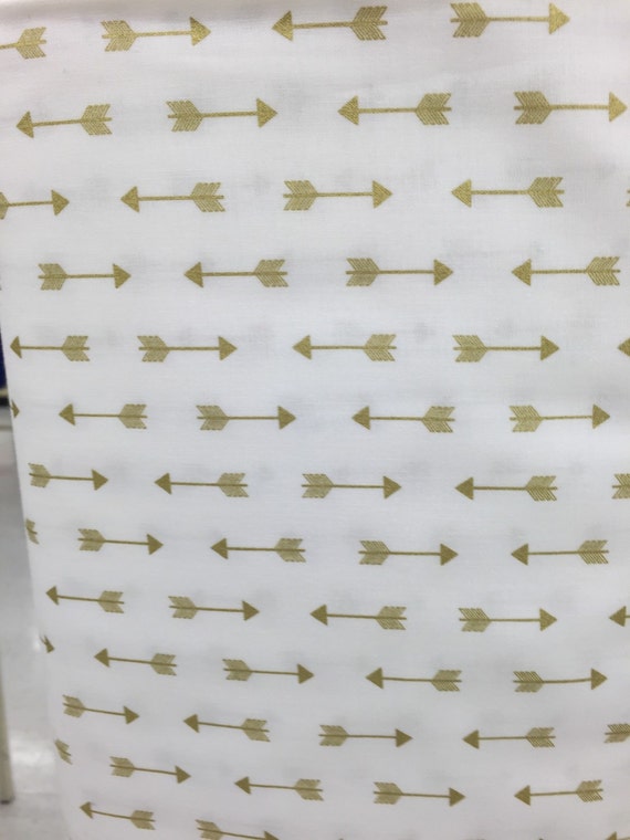 Cotton Changing Pad Cover in Ivory with Gold Metallic Arrows
