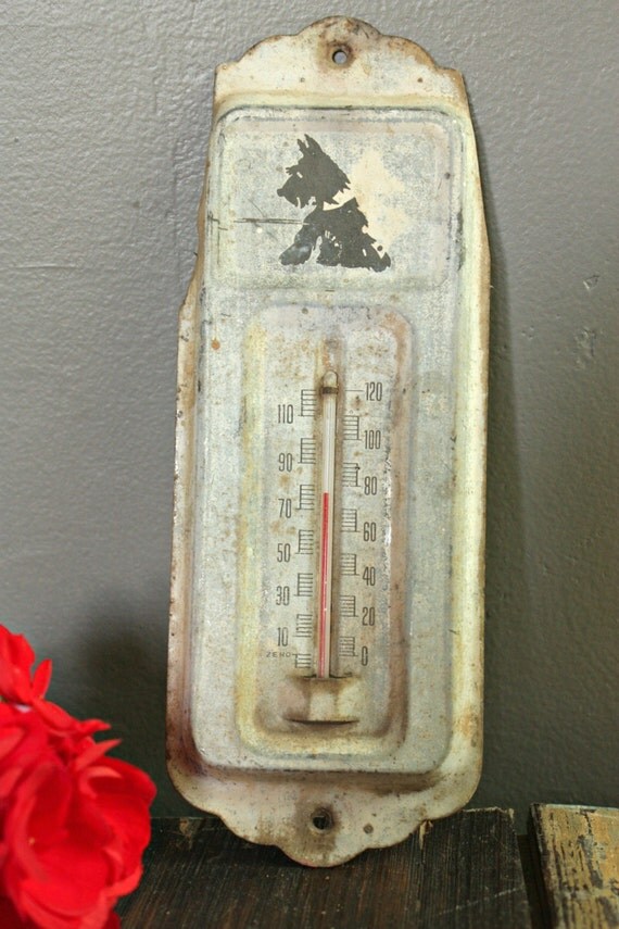 Vintage Metal Thermometer Rusty Metal Thermometer Chippy