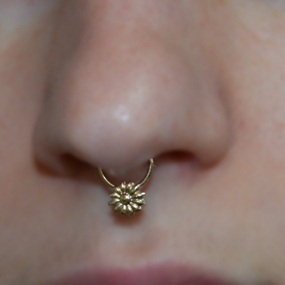 6mm Flower Septum Ring - Gold Nose Ring - Helix Earring - Rook Earring - Nipple Ring - Cartilage Piercing - Daith Piercing 16 gauge