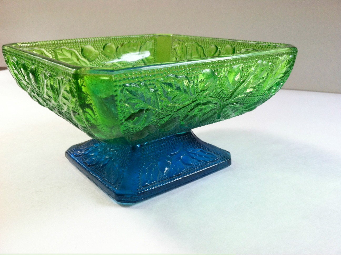 Download Vintage Glass Amberina Blue to Green Flash Jeannette Glass