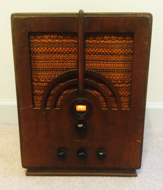 Antique Vintage Philco Radio Model 66 Wood by OptimusVintage