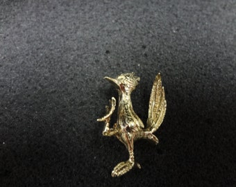 18k Yellow Gold Roadrunner Pin