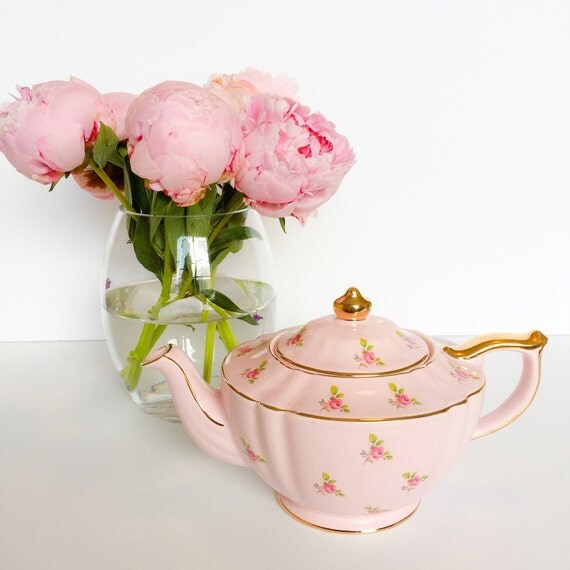 Pink Floral Sadler Teapot by TheOldSouthVintage on Etsy