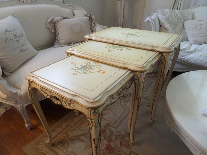 Vintage french painted italian florentine venetian nesting Vintage french painted italian florentine venetian nesting