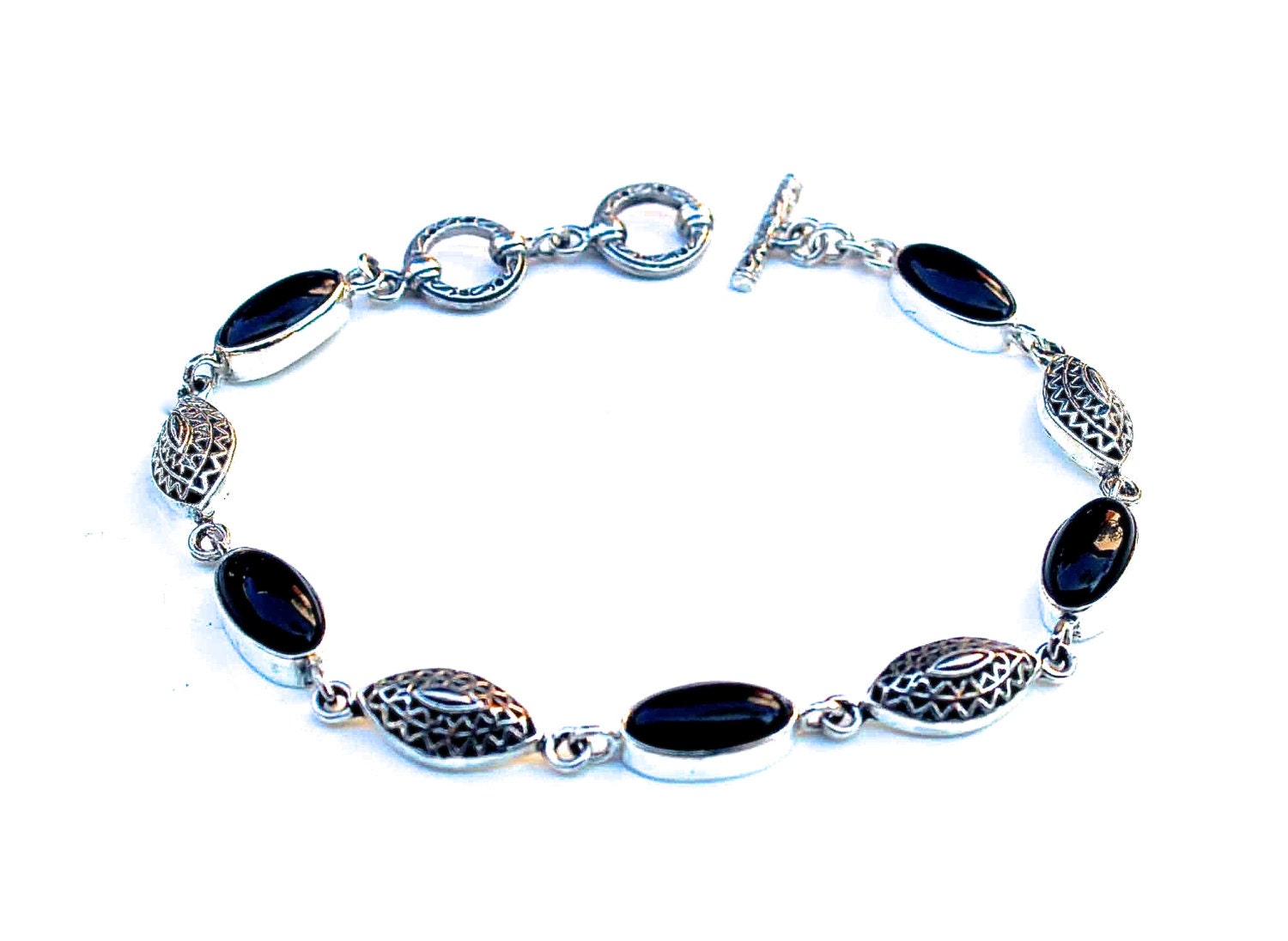 BALANCE BRACELET onyx bracelet silver bracelet women by Sembilan