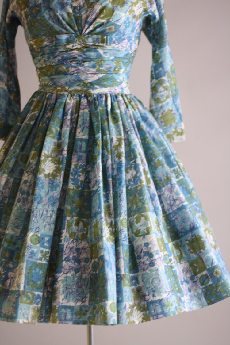 20% Off SALE... Vintage 1950s Dress / 50s by TuesdayRoseVintage