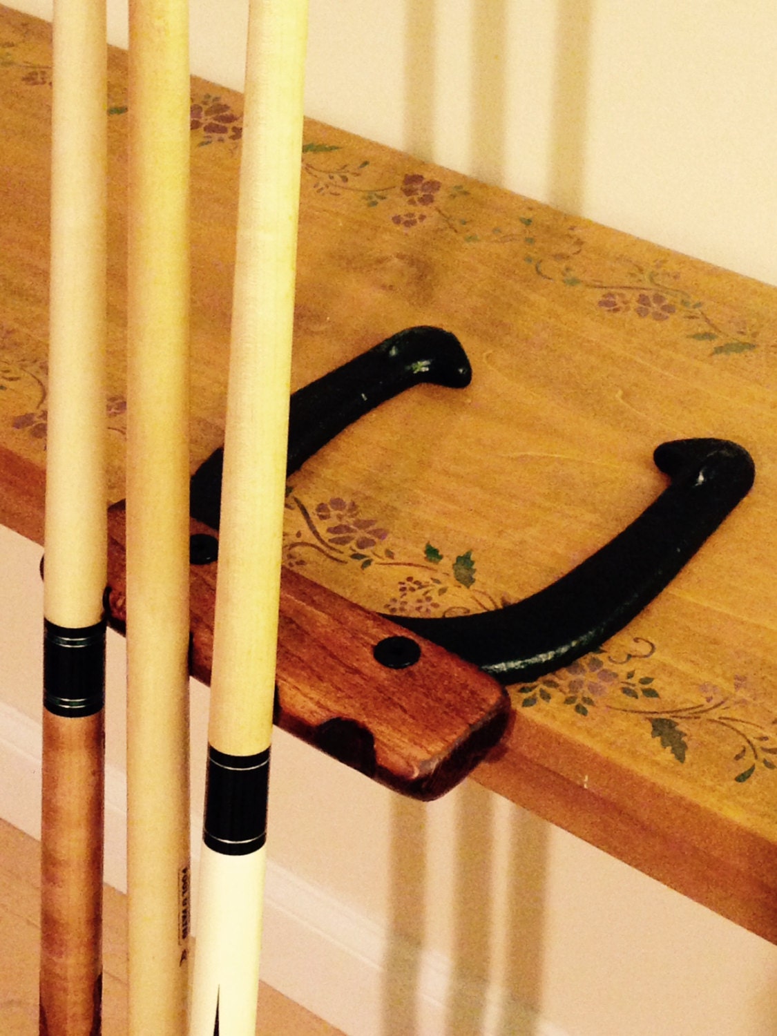 Horseshoe Pool Stick Holder for High Top Tables and by AnthVale