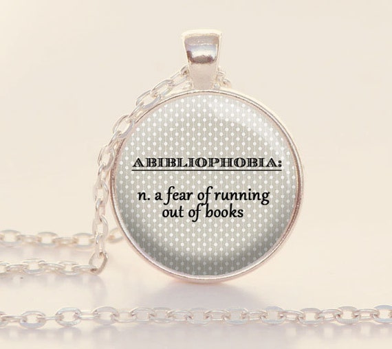 abibliophobia-fear-of-running-out-of-books-by-paperheartdaily