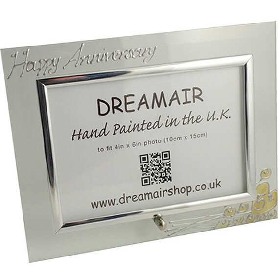 PERSONALISED 5th (Wood) Wedding Anniversary Gifts Flower Design. Free ...