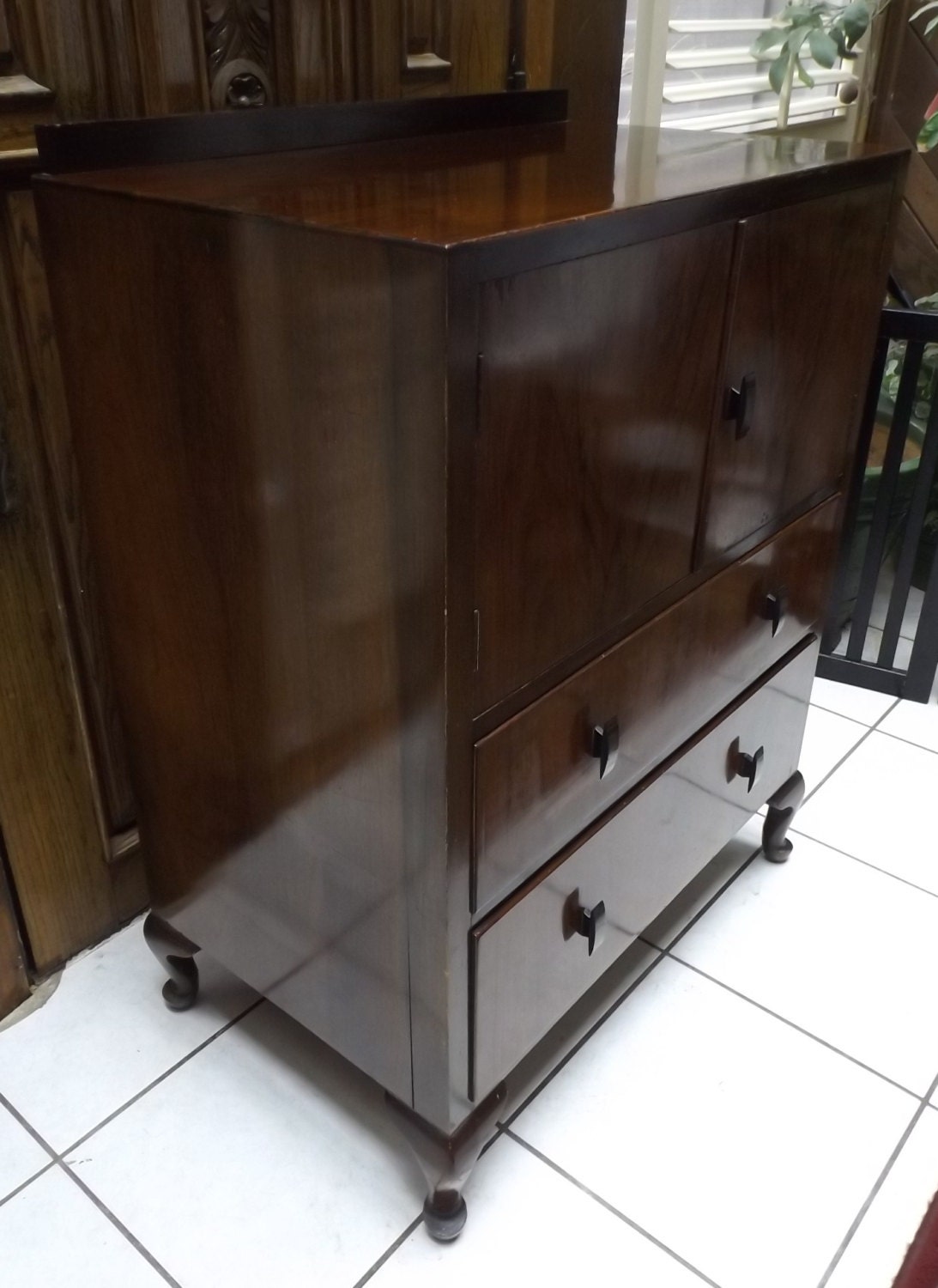 Art Deco cherrry low rise dresser wet bar side board childs