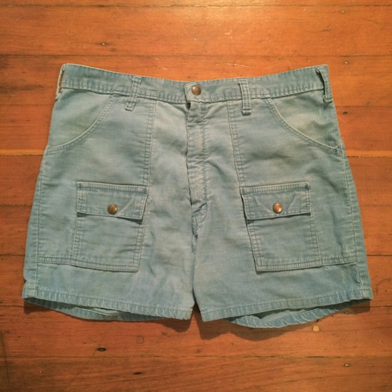 Light Blue vintage OP style corduroy shorts Size 32 mens