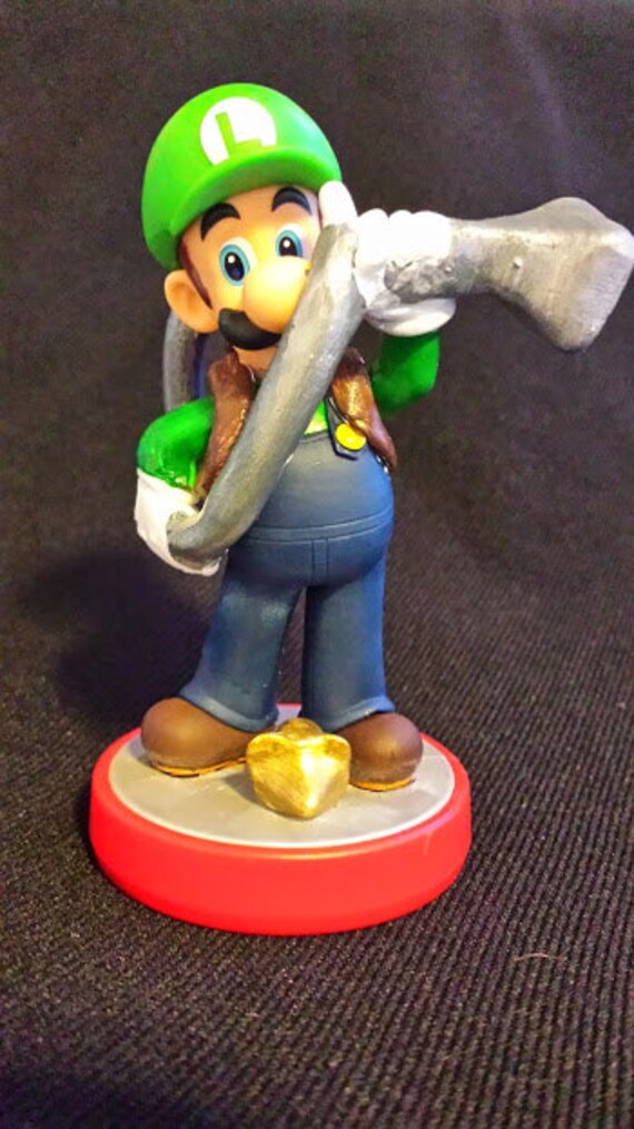 luigi poltergust toy