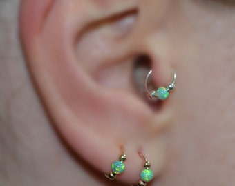 Green Opal TRAGUS EARRING // Gold Tragus Hoop - Cartilage Earring - Helix Piercing - Rook Jewelry - Nose Ring - Daith Ring 20g
