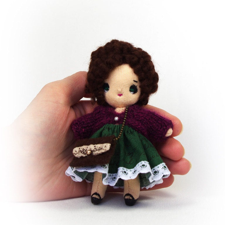 tiny cloth dolls