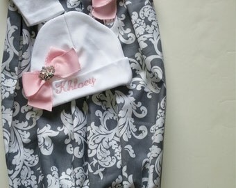 Newborn girl take me home outfit - baby girl shower gift - newborn gown - NEWBORN CLOTHes, coming home outfit, monogrammed baby things- baby