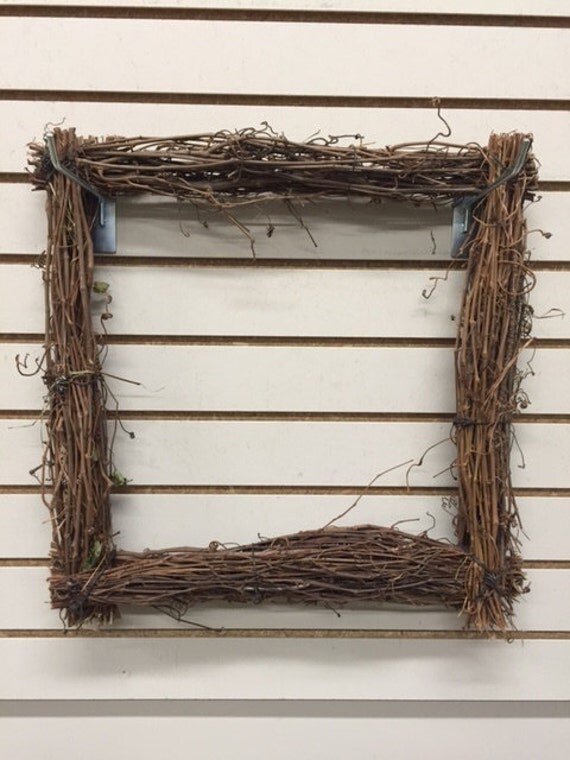 Items similar to Grapevine Wreath, Square Grapevine Wreath, Square