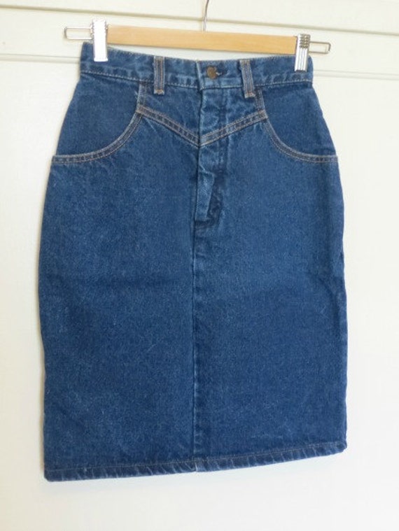 levi denim skirt vintage