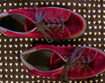 dark red velvet platform sneakers sz 7