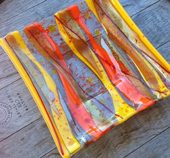 Functional Art,Fused Glass,Fusion Studio,Serving Dish,Glass Dish,Red