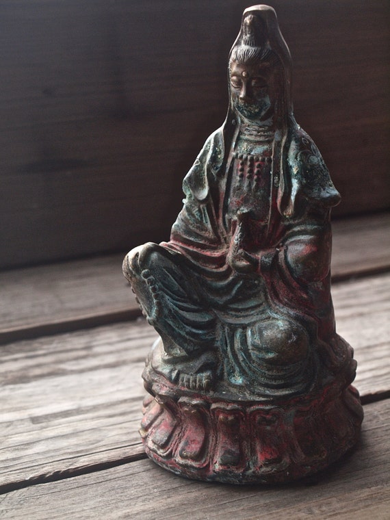 Vintage Bronze Goddess Kwan Yin Statue / Guan Yin Figurine