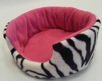 Fleece Cuddle Cup , Bed for Guinea Pig , Pygmy Hedgehog , Degu , Rat etc ( Zebra , Pink ) )