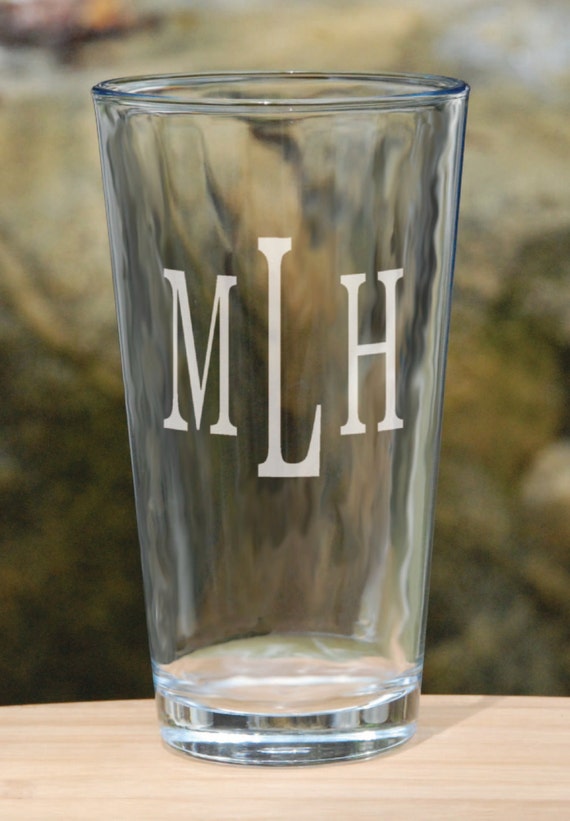 Items similar to Etched Pint Glass Engraved Monogrammed Beer Glasses ...