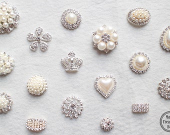 10 Assorted Mix Lot Pearl Rhinestone Silver Base Flat back Brooches Button/Craft Supplies/Wedding Jewerly/Accessories/DIY Brooch Bouquet