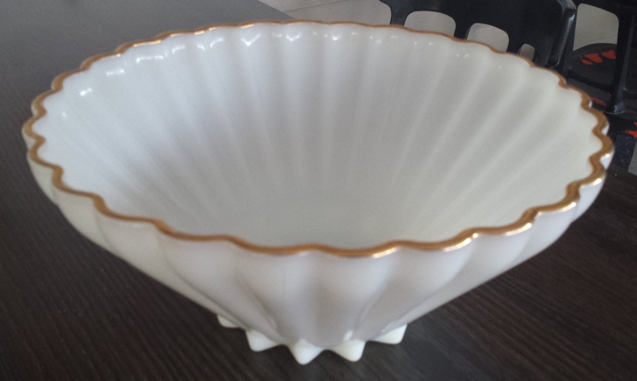 Vintage Anchor Hocking Fire King Scalloped Milk Glass Bowl, Gold Rim