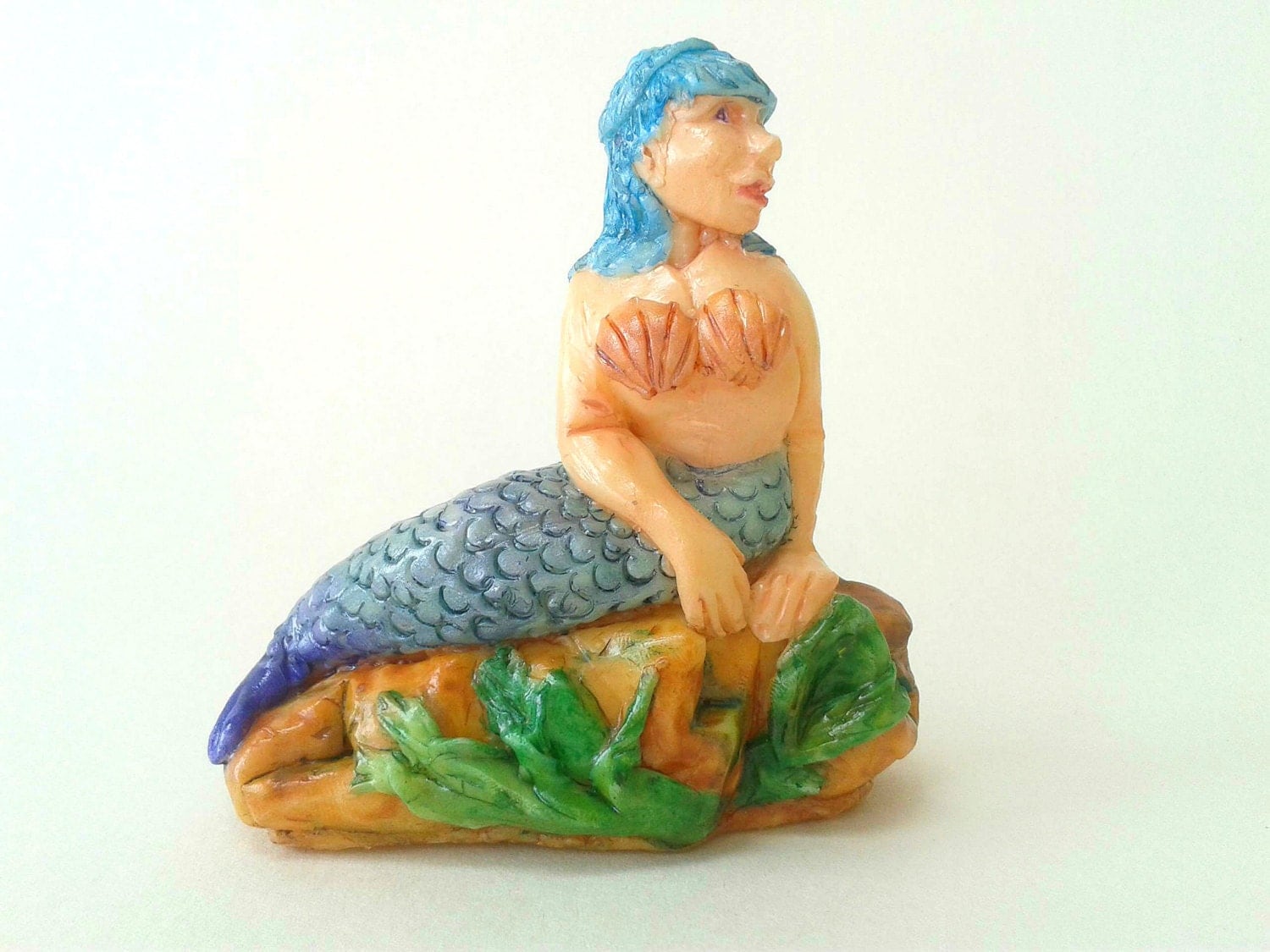 mermaid resin statue