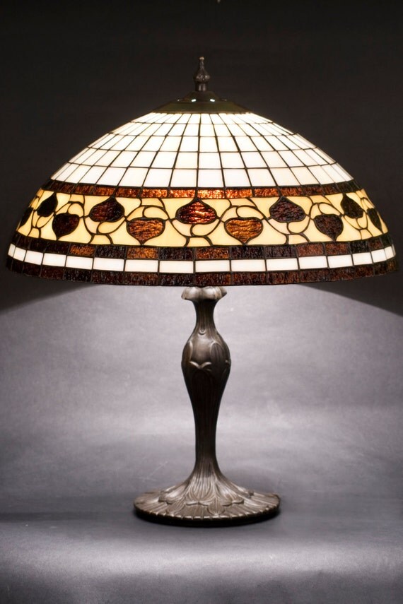 Stained Glass Lamp, Acorn, Table Lamps, Desk Lamp, Library Lights, Reading Lamp, Reading Lights, Stained Glass Art, Bedside Lamp, Table Lamp