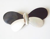 butterfly vintage barrette hair clip mother of pearl shell hair accessory gift for woman 1990 plastic black birthday insectlasoffittadiste