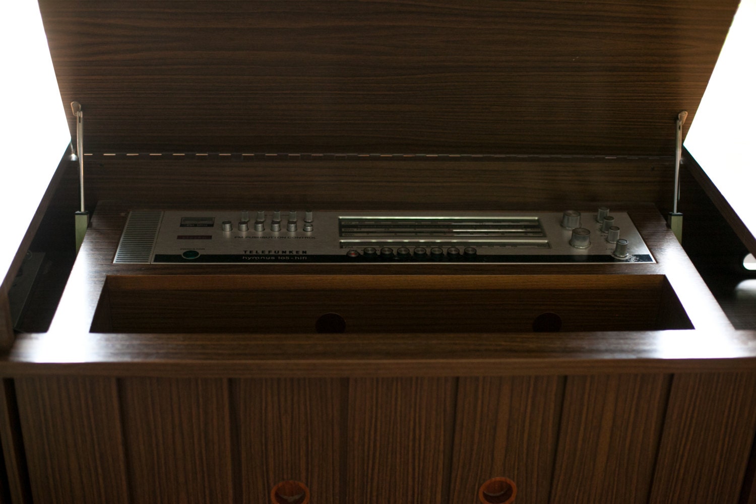 Retro Mid Century Telefunken Stereo Console // Bluetooth