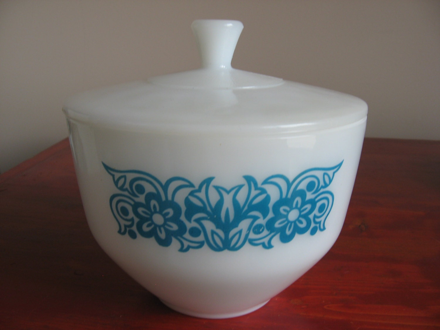 Vintage Federal Glass Casserole Dish With Lid Whit Blue Flower Pattern