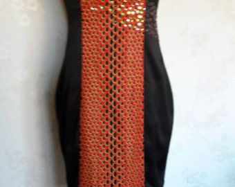 HIGH NECK KEYHOLE DRESS CARNABY DISCO